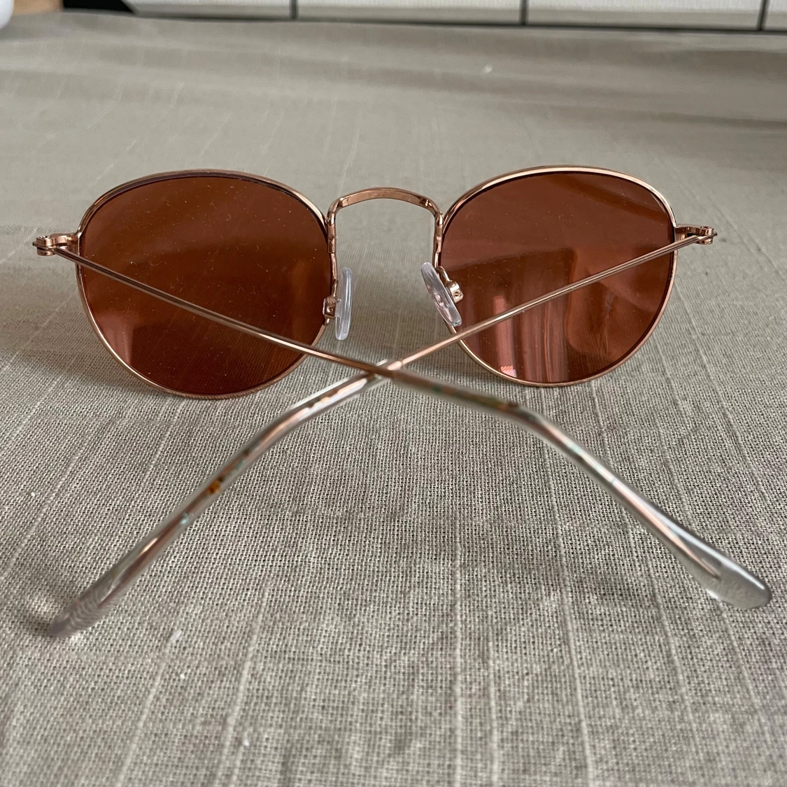  solglasögon rosé/guldfärgad  - 1