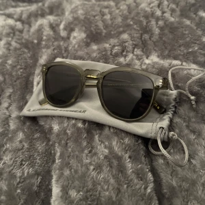 Solglasögon från eyewear - Sköna solglasögon från A.Kjærbede eyewear. Riktigt schyssta nu mot våren!