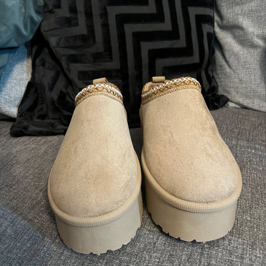 Skor ”Uggs” - 4