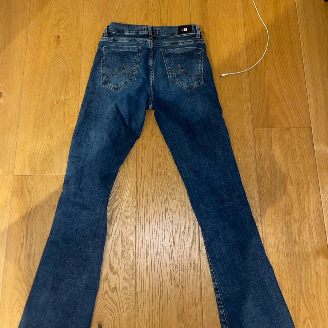 Blå bootcut jeans från LTB - 2