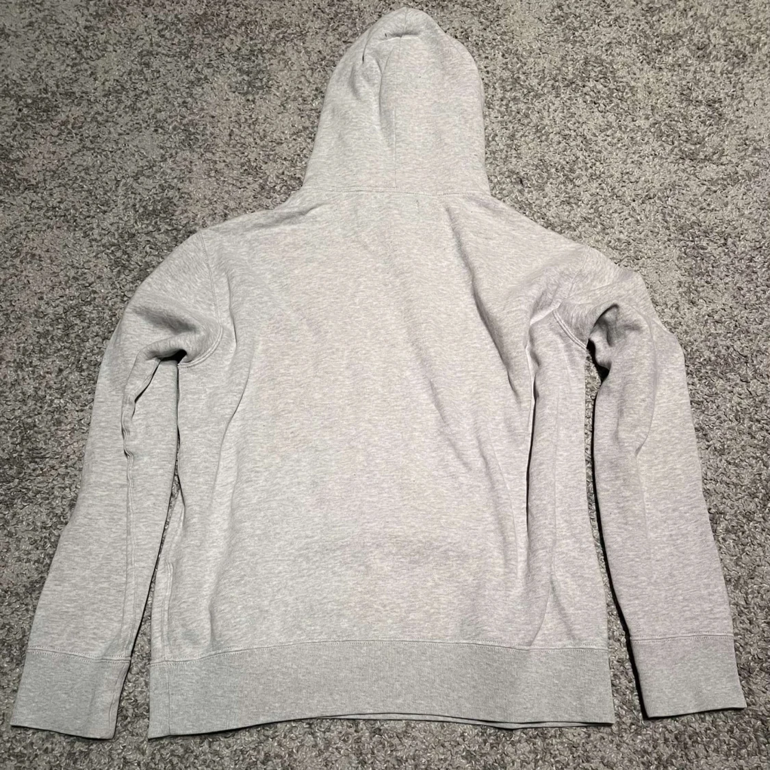 Grå hoodie från Ralph Lauren - 2