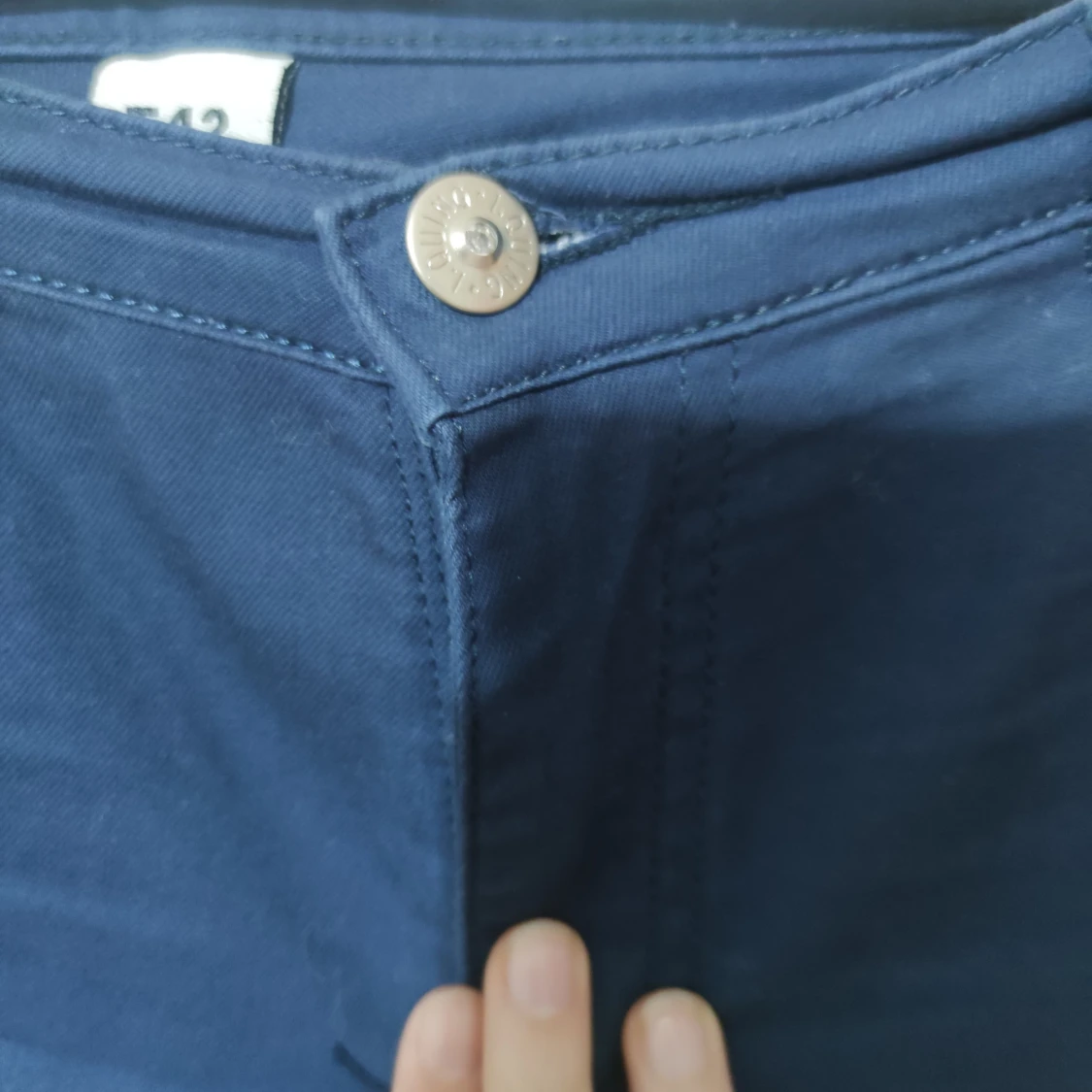 Blå lågmidjade jeans  - 2