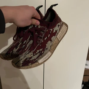 Adidas Nmd - Adidas nmd:s i hyfsat bra skick | Storlek 44, ca 28cm i innermått | Endast skorna ingår | Pris går att diskutera |