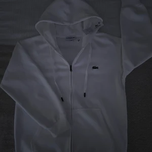 La cost hoodie  - La cost hoodie storlek M, Använd några gånger