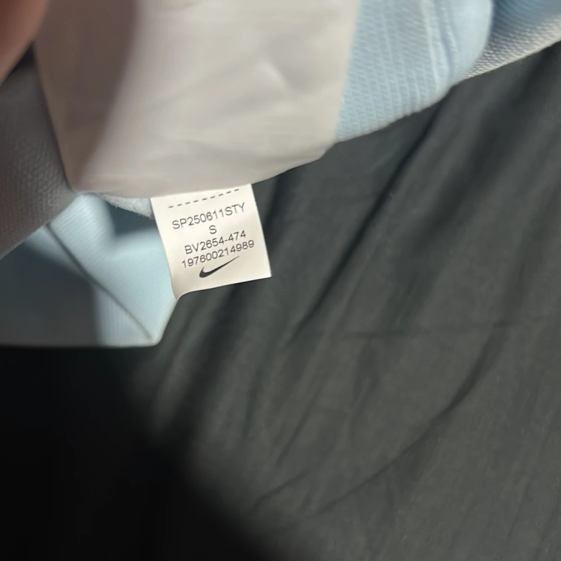 Ljusblå hoodie från Nike - 4