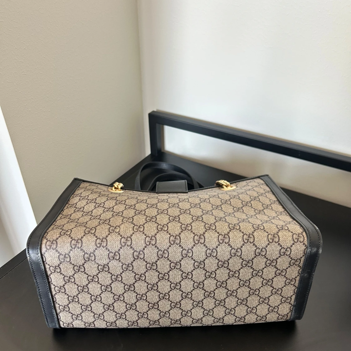 Stilren handväska - 1