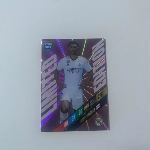 Jude Bellingham Limited Edition - Limited Edition🎖️Jude Bellingham👑Små Skador men bra skick. Går för ungefär 350 kr. Pris kan diskuteras.