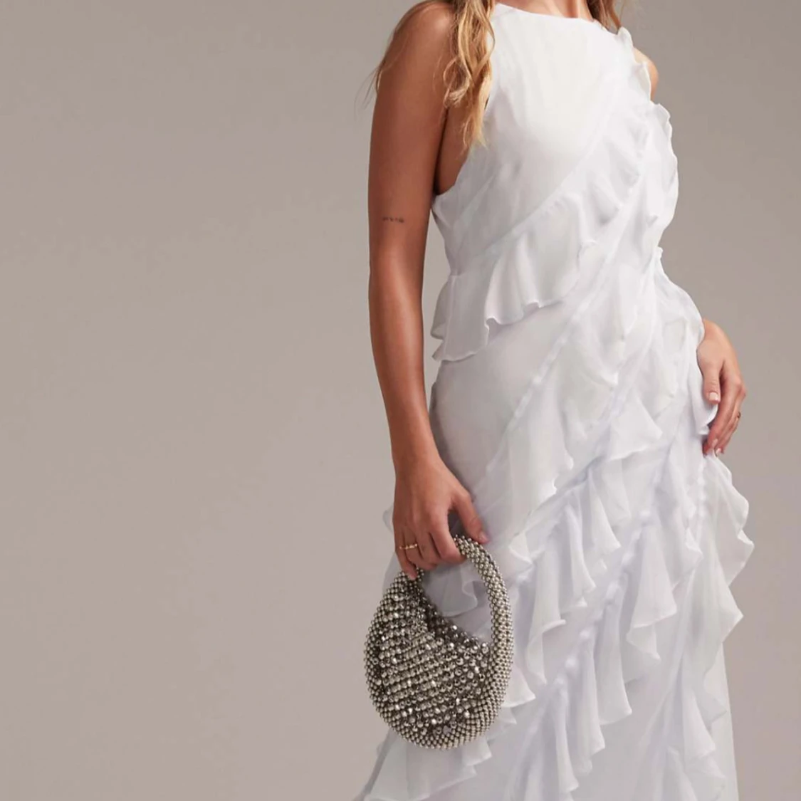 Ljusblå maxiklänning med volang  - 3