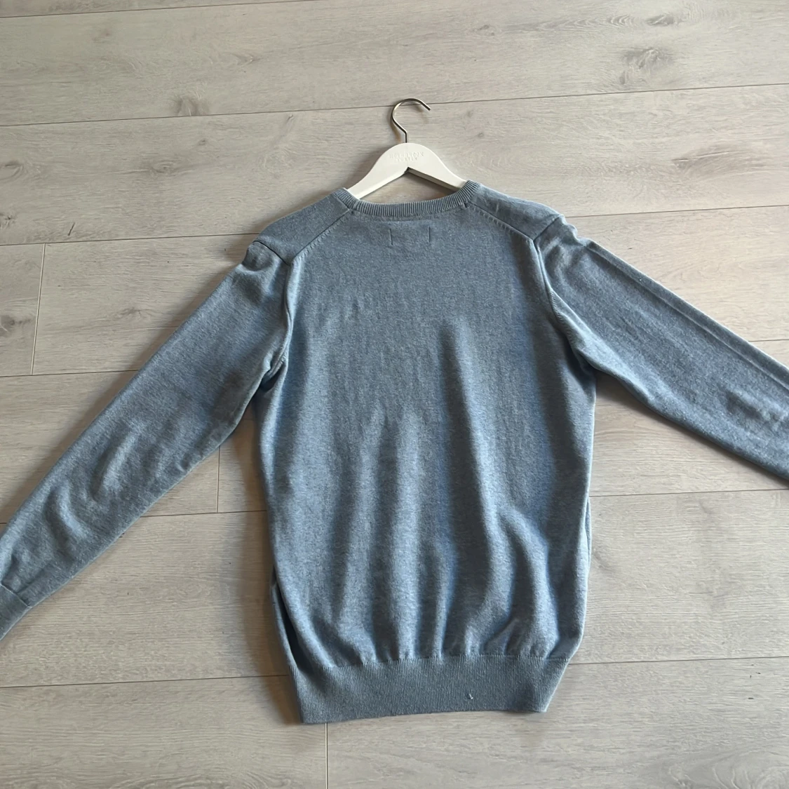 Ljusblå stickad tröja från Barbour - 1