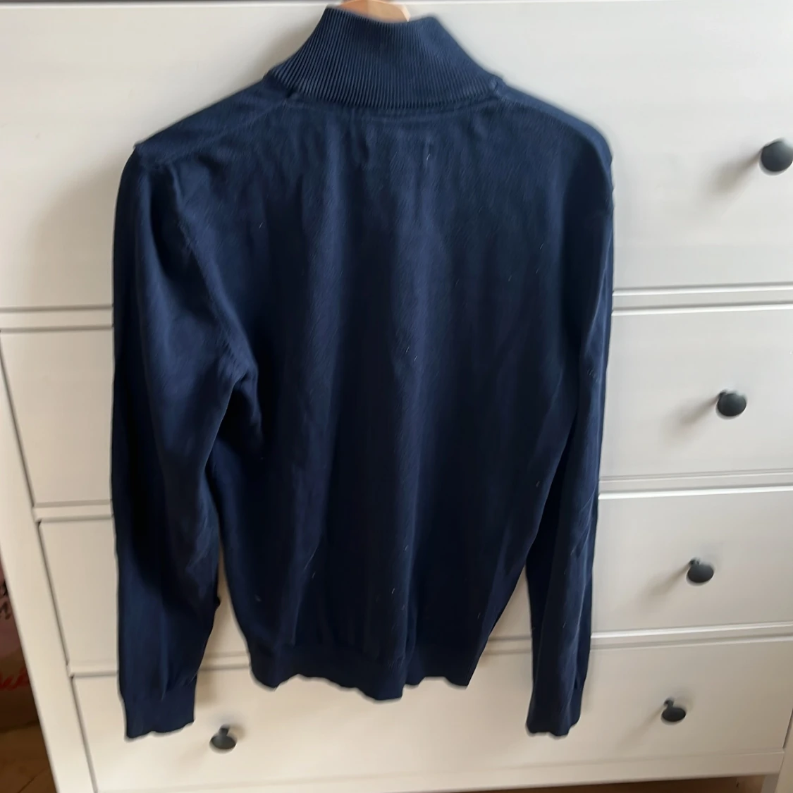 Mörkblå cardigan med dragkedja - 1