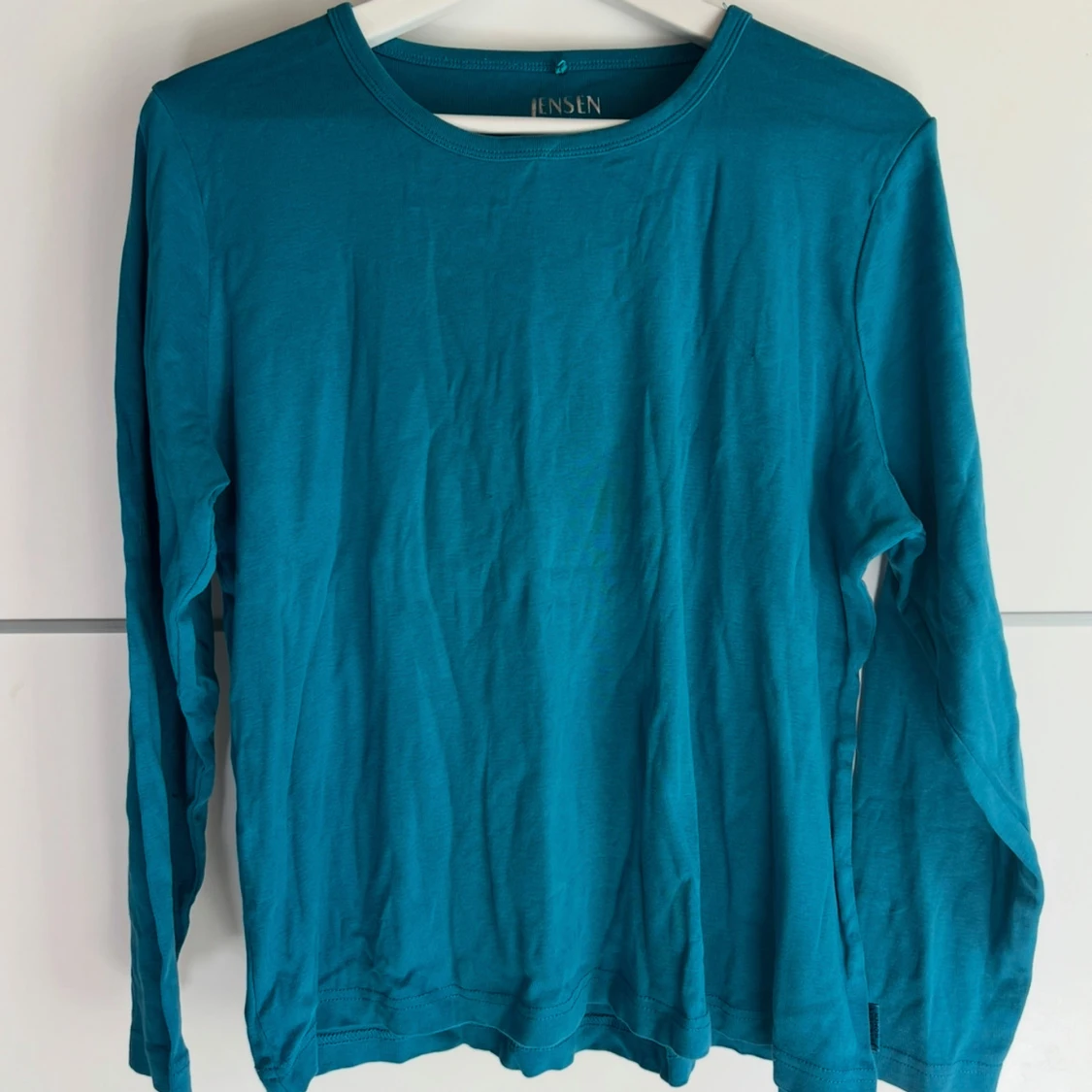 Turkos långärmad tröja från Jensen