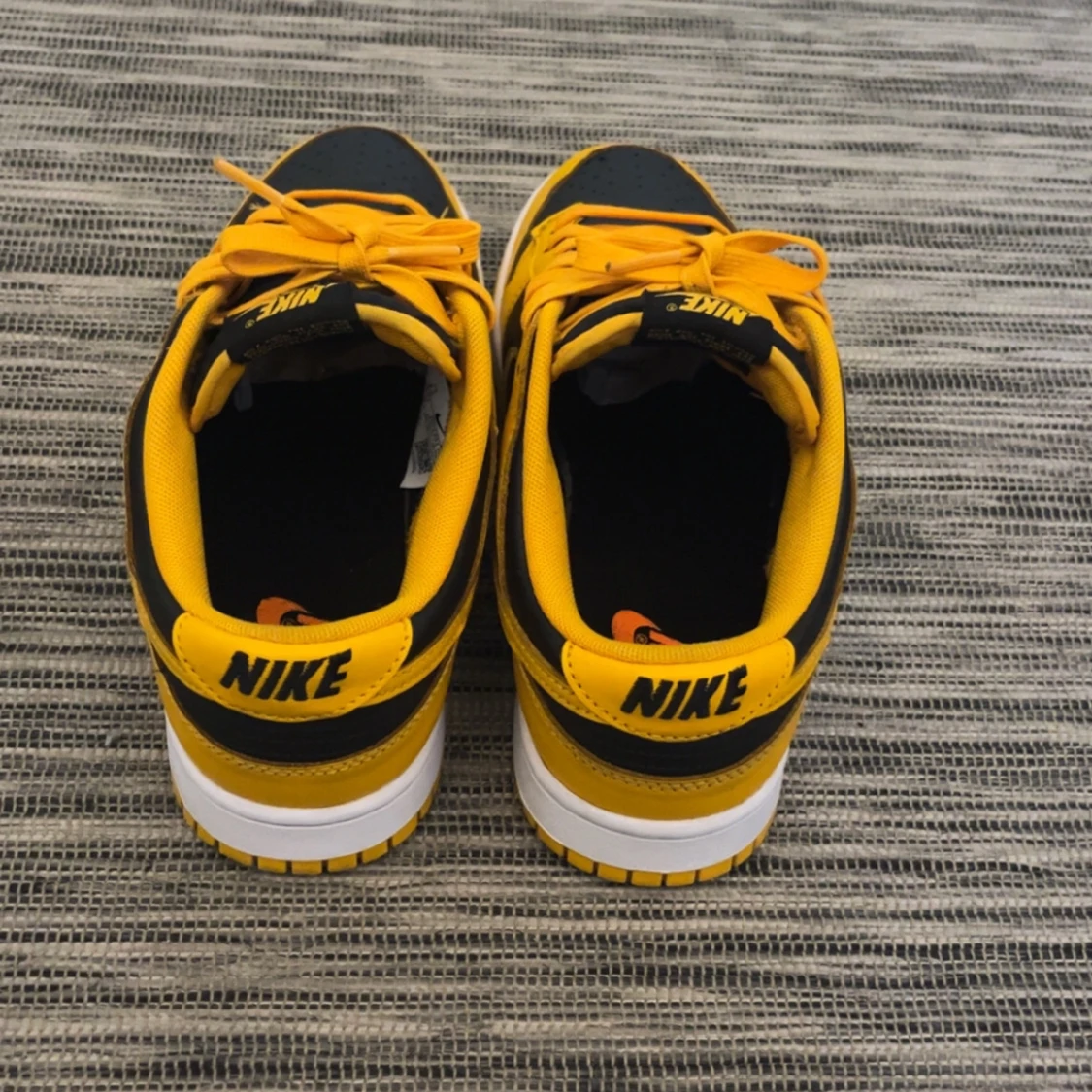 Nike Dunk Low Goldenrod svart/gul sneakers - 1