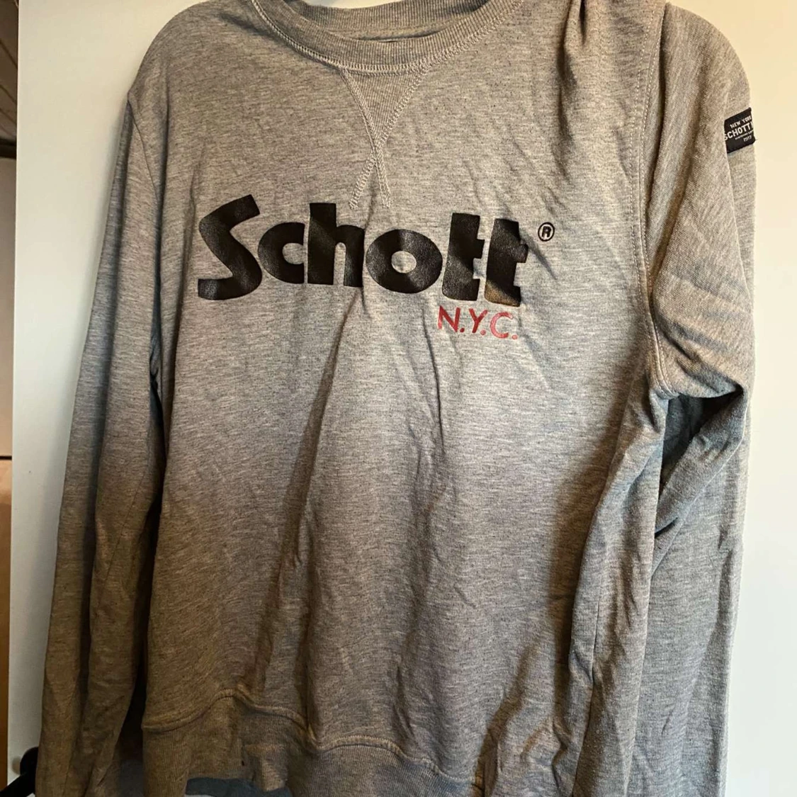 Grå sweatshirt från Schott NYC XL