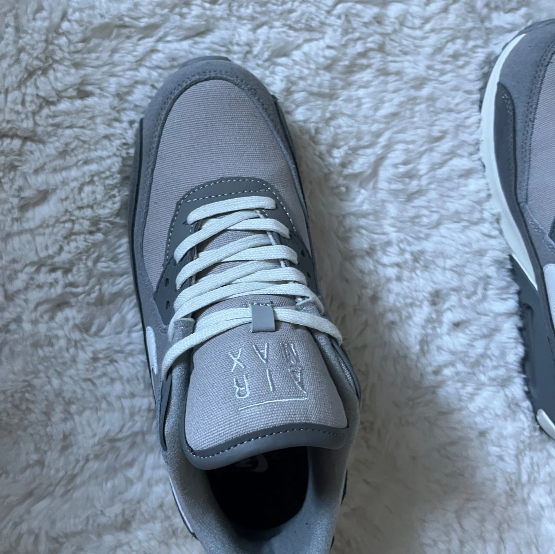 Nike Air Max 90 greay smoke limited edition  - 2