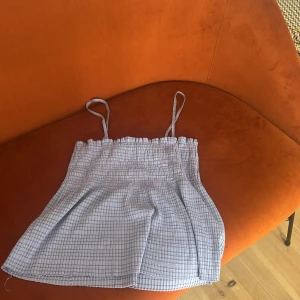 Topp - Superfint linne i strl M men passar även på en S 💞