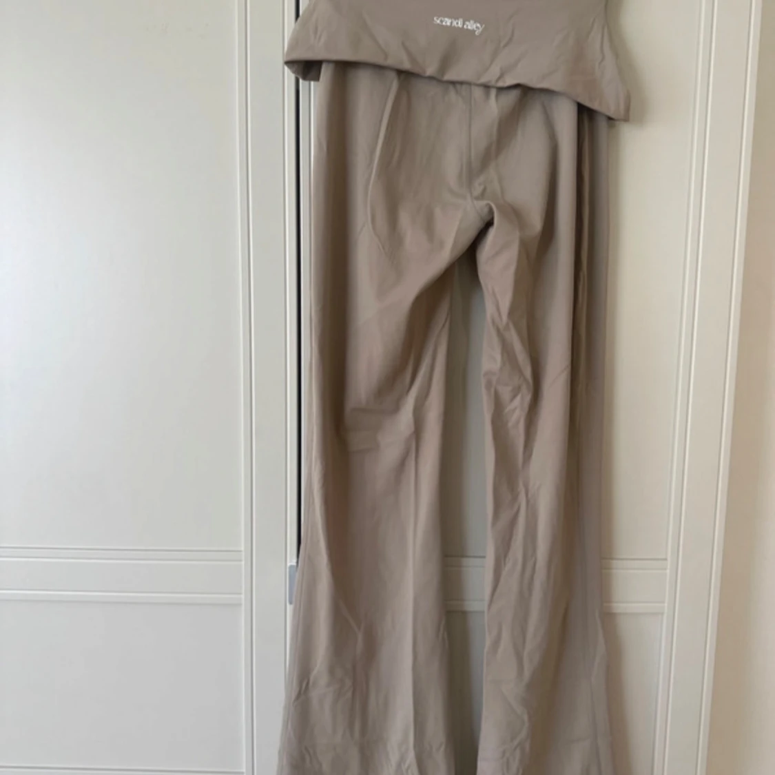 Beige wide leggings från Scandi Alley💕 - 3