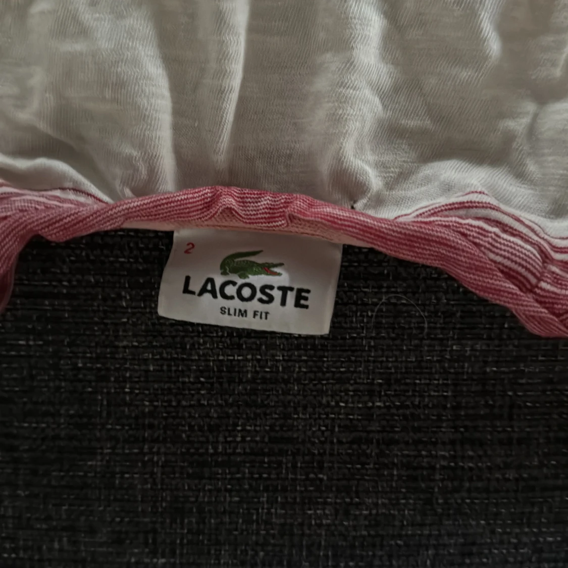 Randig t-shirt från Lacoste - 2