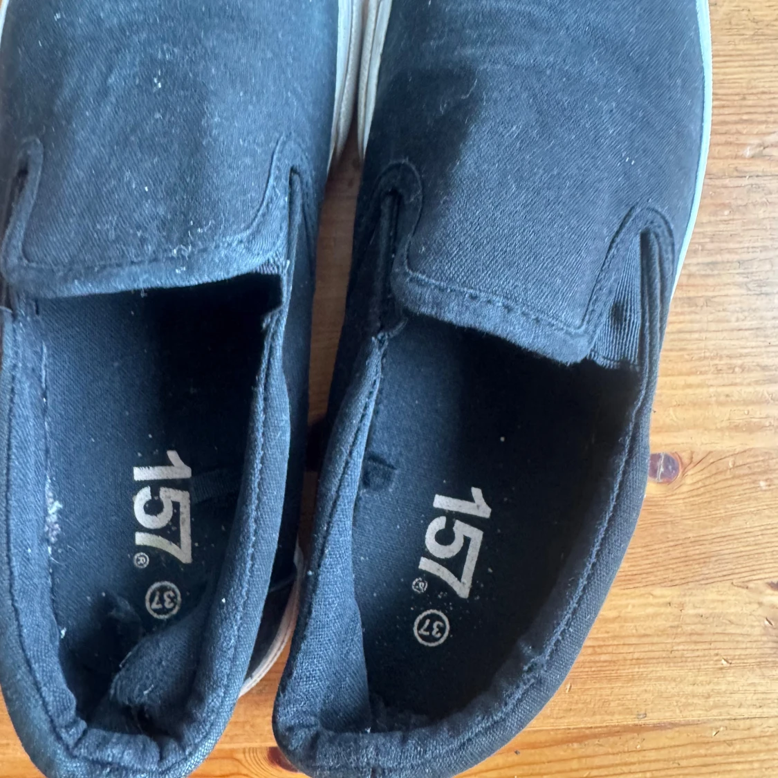 157 Svart Slip-on Sko Storlek 37 - 2