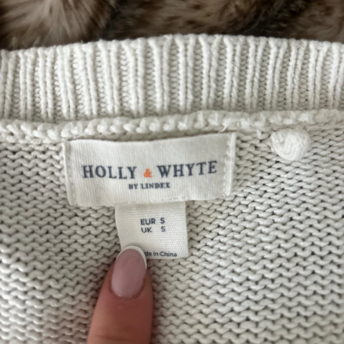 Vit kofta med broderade blommor Holly & Whyte - 1