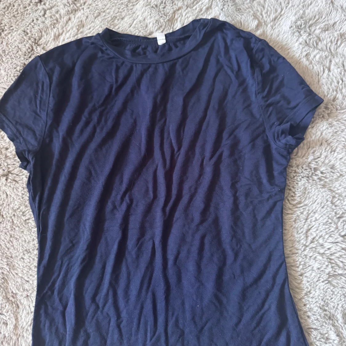 Mörkblå basic t-shirt 