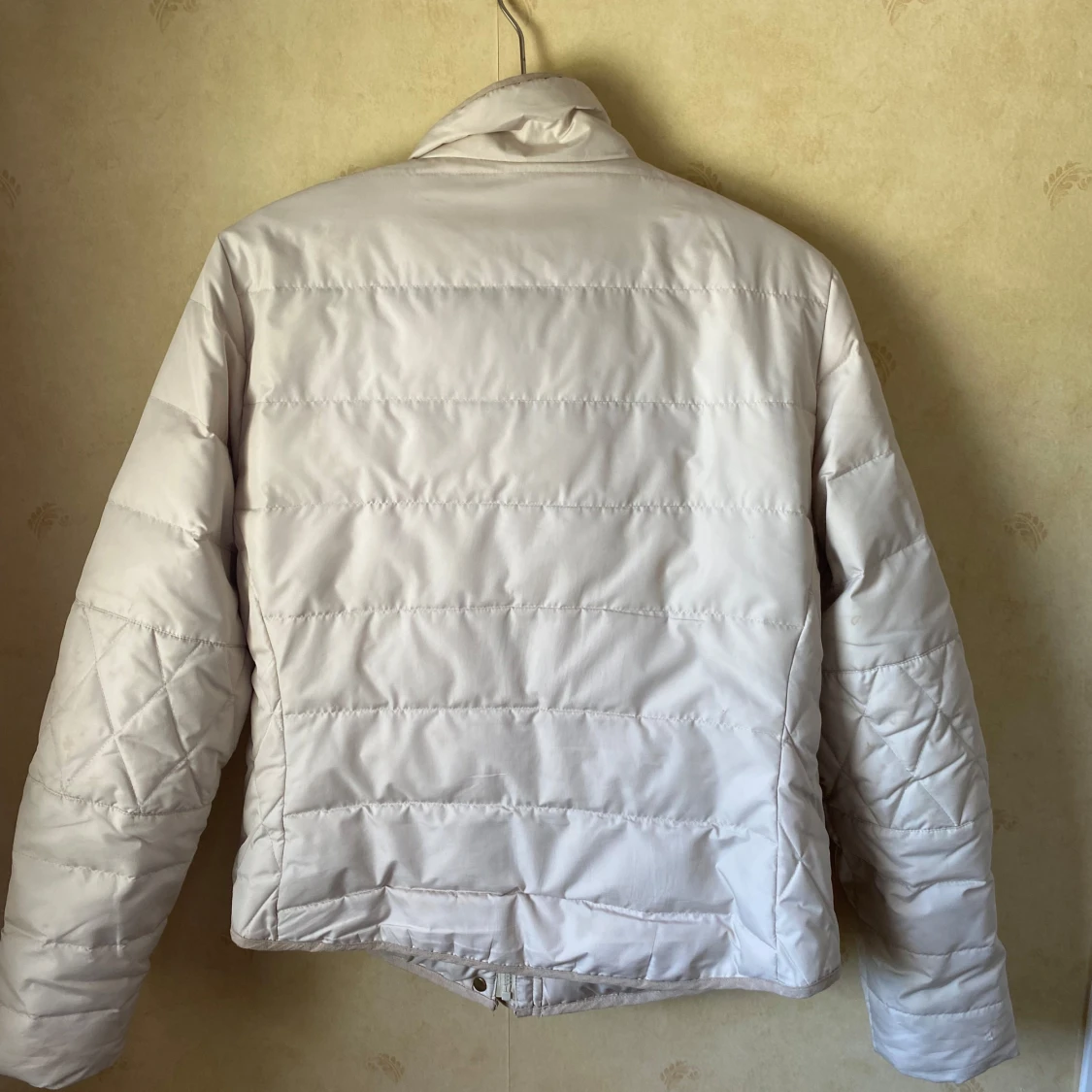 Beige quiltad pufferjacka Vero Moda - 1