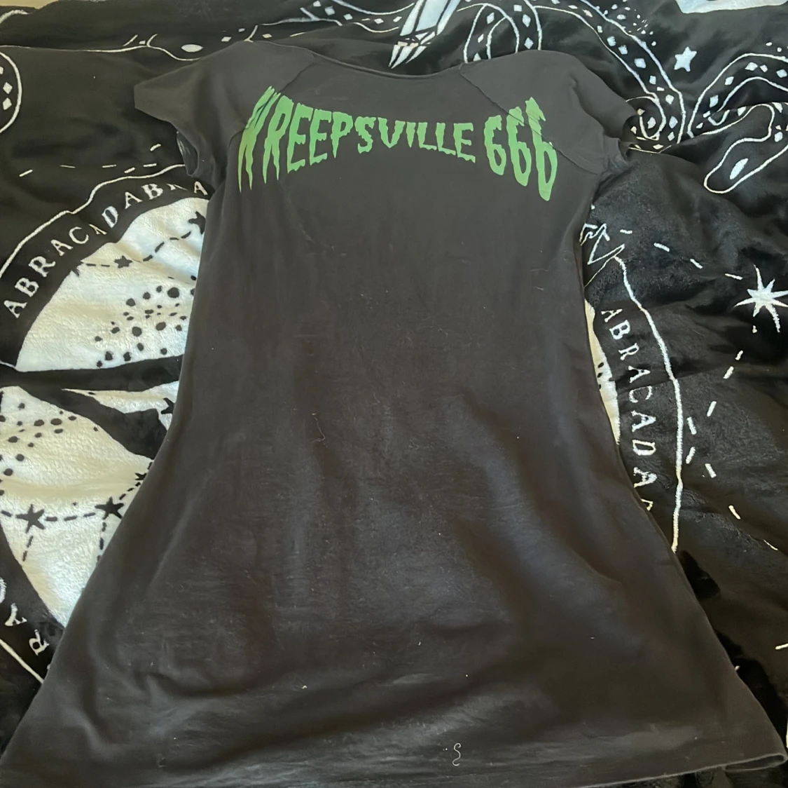 Svart klänning med skelett från Kreepsville 666 - 3