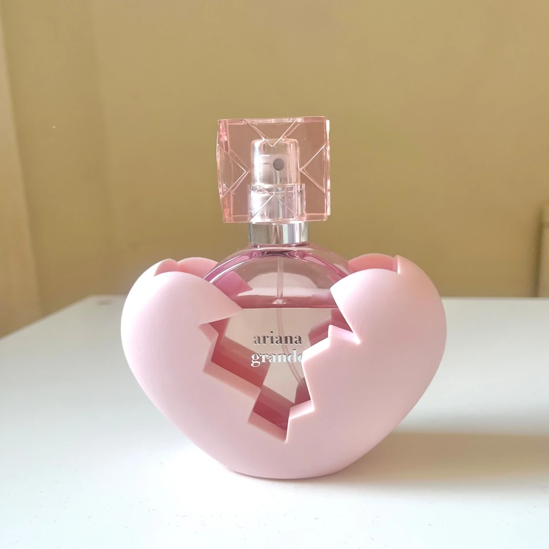 Ariana Grande Thank U Next parfym 50ml - 1