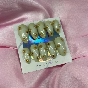 Sage(M); Medium Almond - M: 16 mm, 12 mm, 12,5 mm, 11,5 mm, 10 mm 