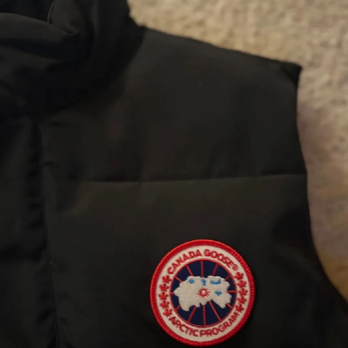 Svart dunväst från Canada Goose - 1