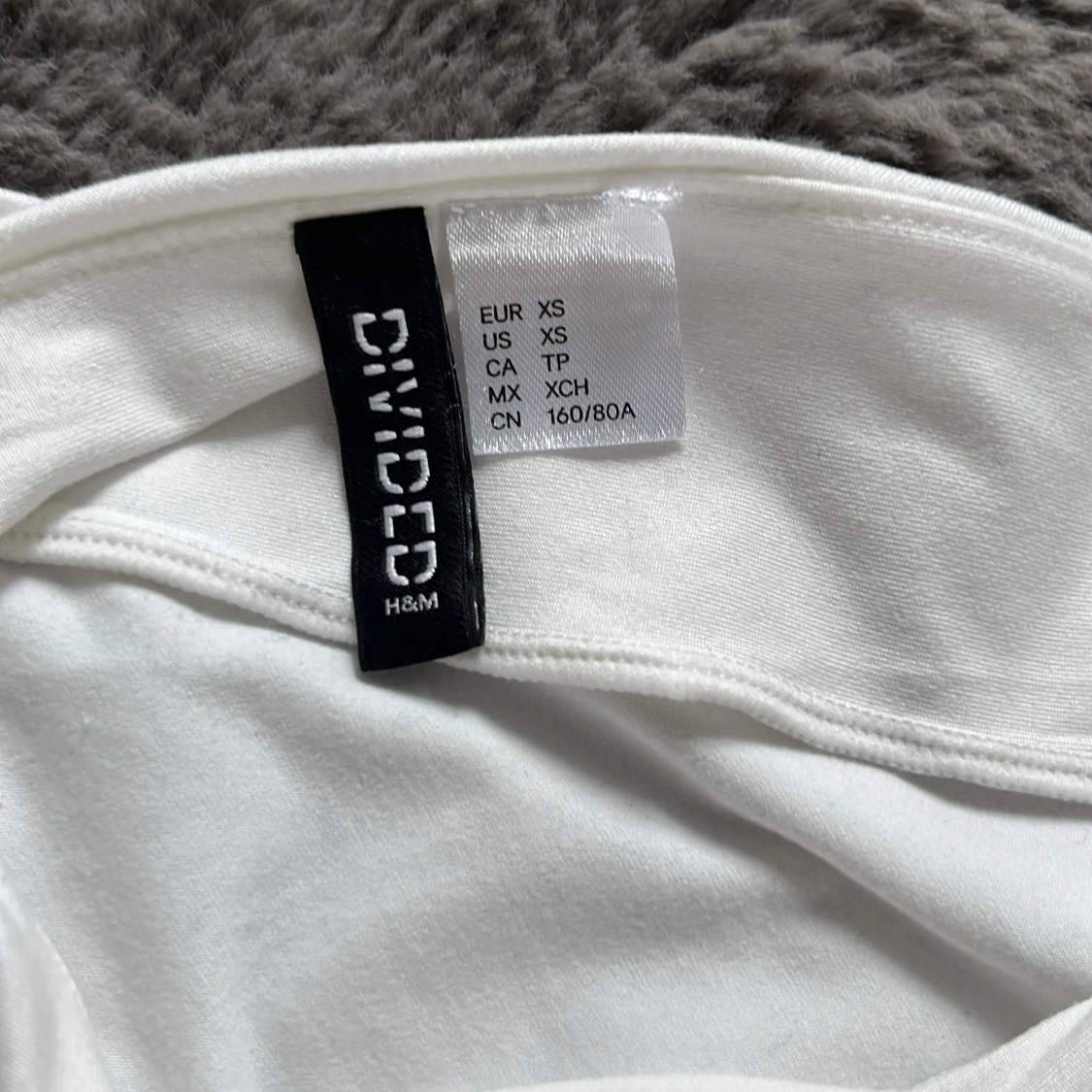 Vit kort klänning från H&M Divided XS - 2