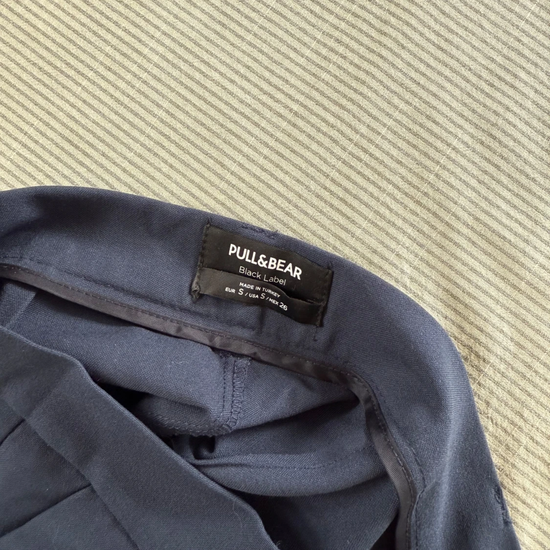 Mörkblå kostymbyxor Pull&Bear S - 1