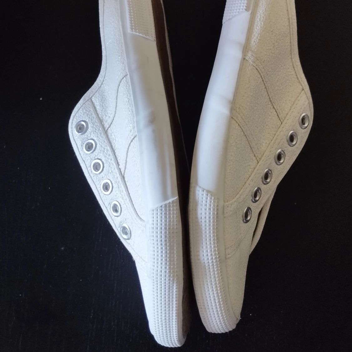 Vita sneakers strl 37 - 1