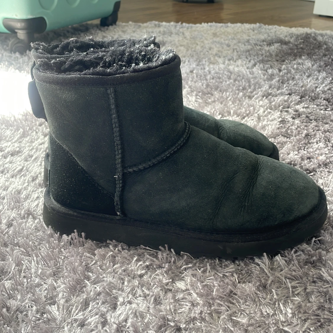Svarta UGG boots i mocka