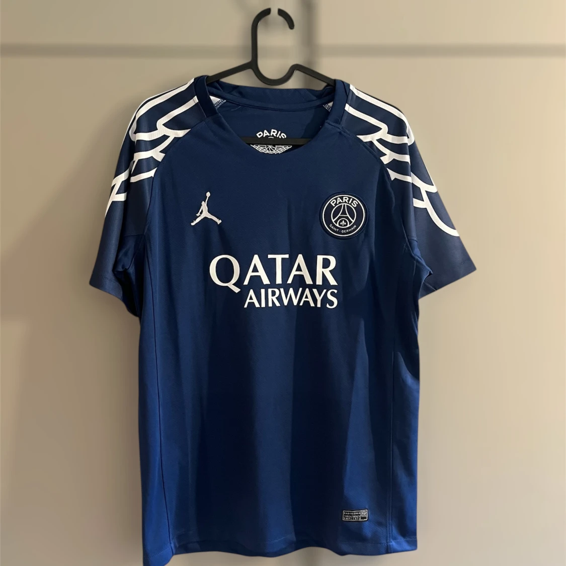 PSG blå fotbollströja Jordan x Nike