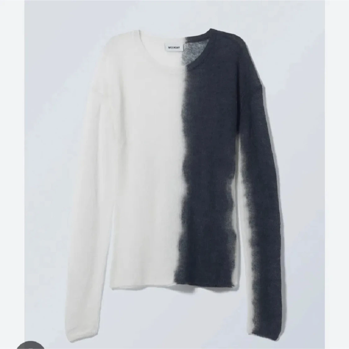 Weekday stickad tvåfärgad tröja
