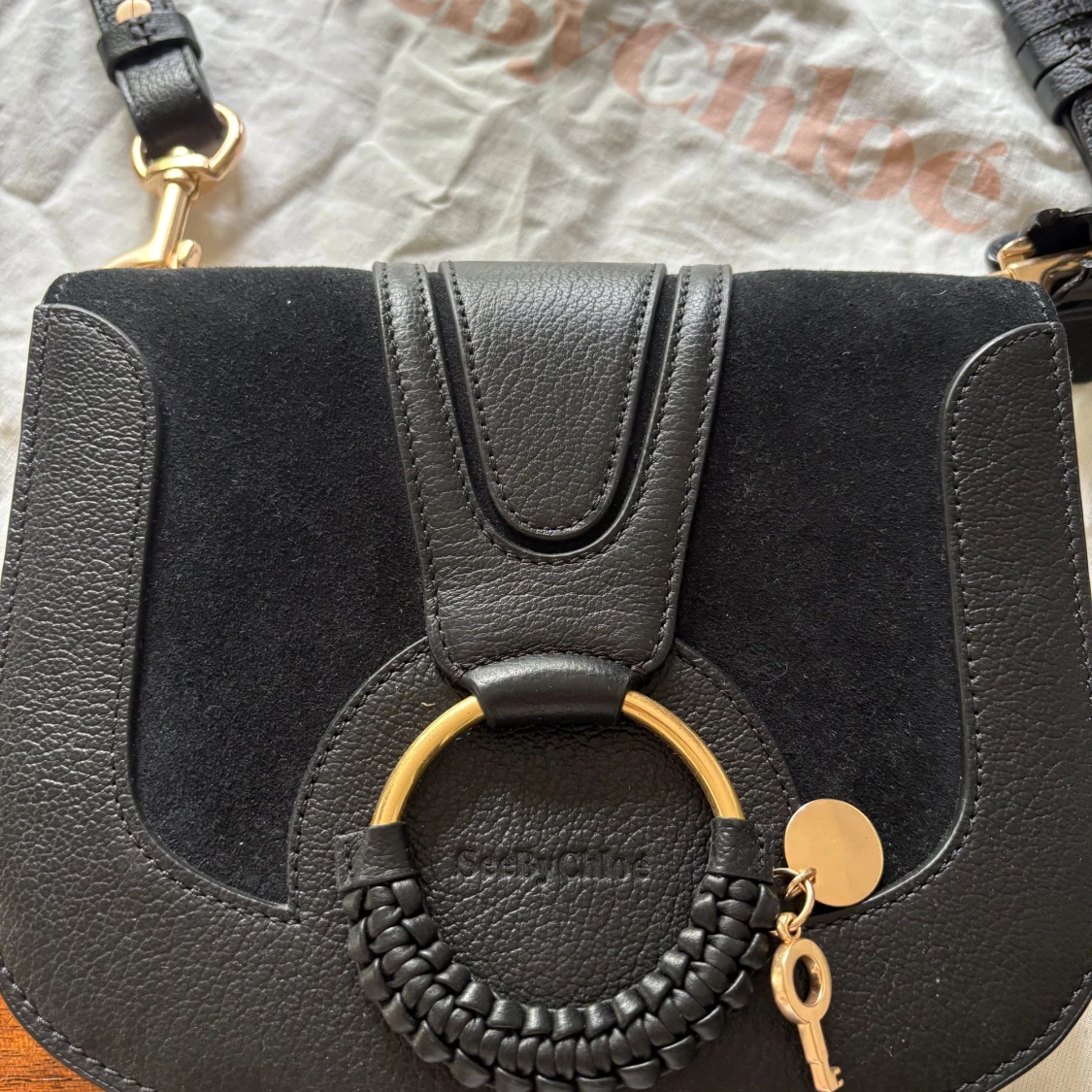 Svart axelväska från See By Chloé - 4