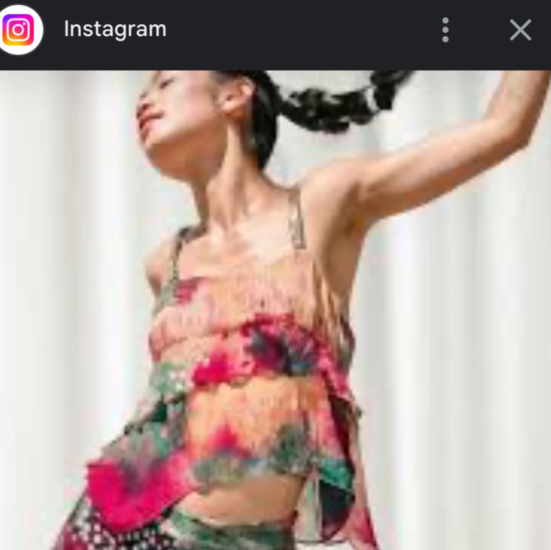 Färgglad croppad linnetopp från Zara - 1