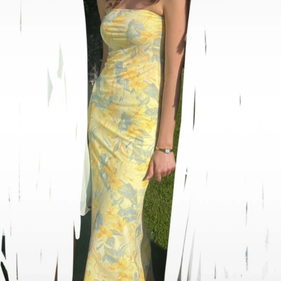 Somrig gul klänning från ZARA