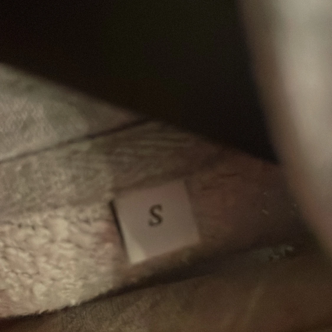 Grå hoodie från Les Deux - 2