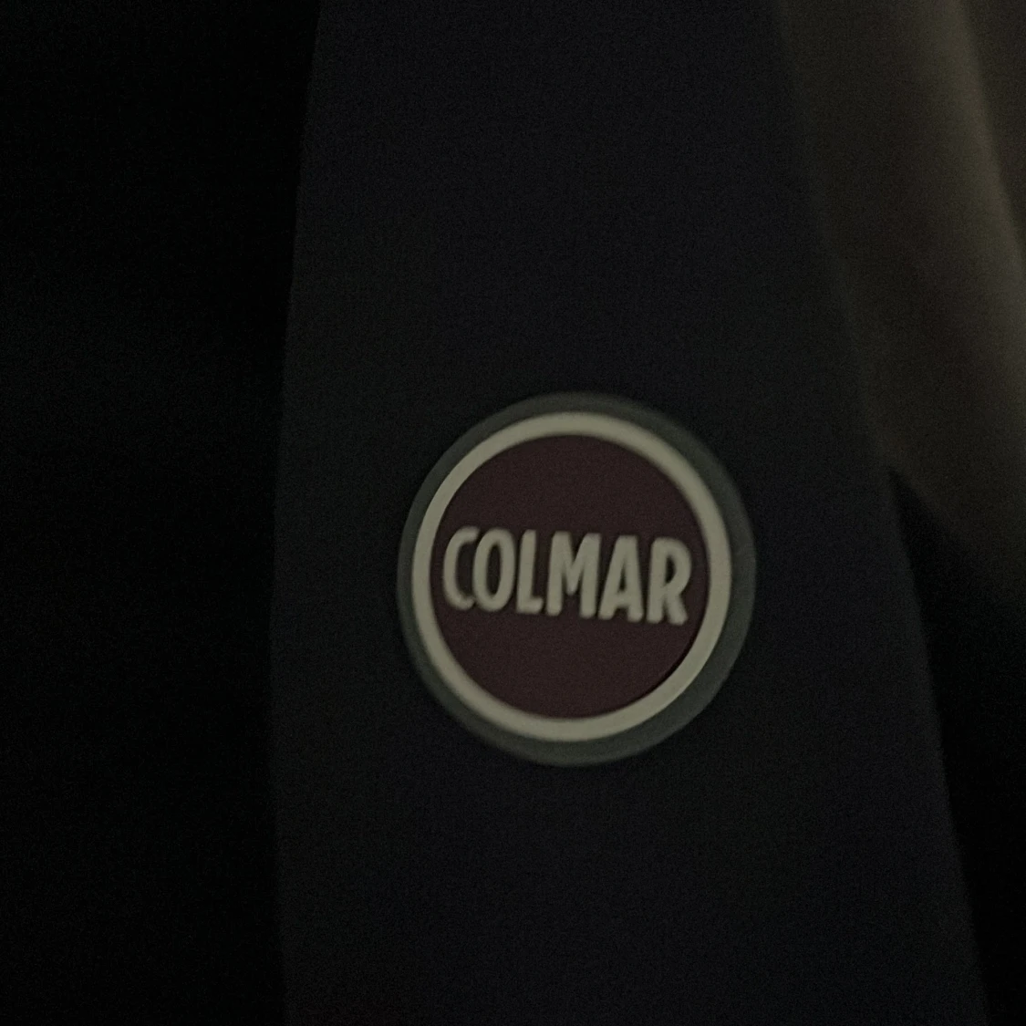 Mörkblå hoodie från Colmar - 3
