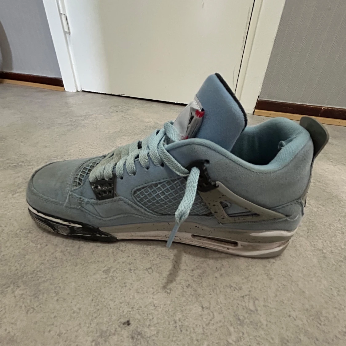 Nike Air Jordan 4 Retro University Blue - 2