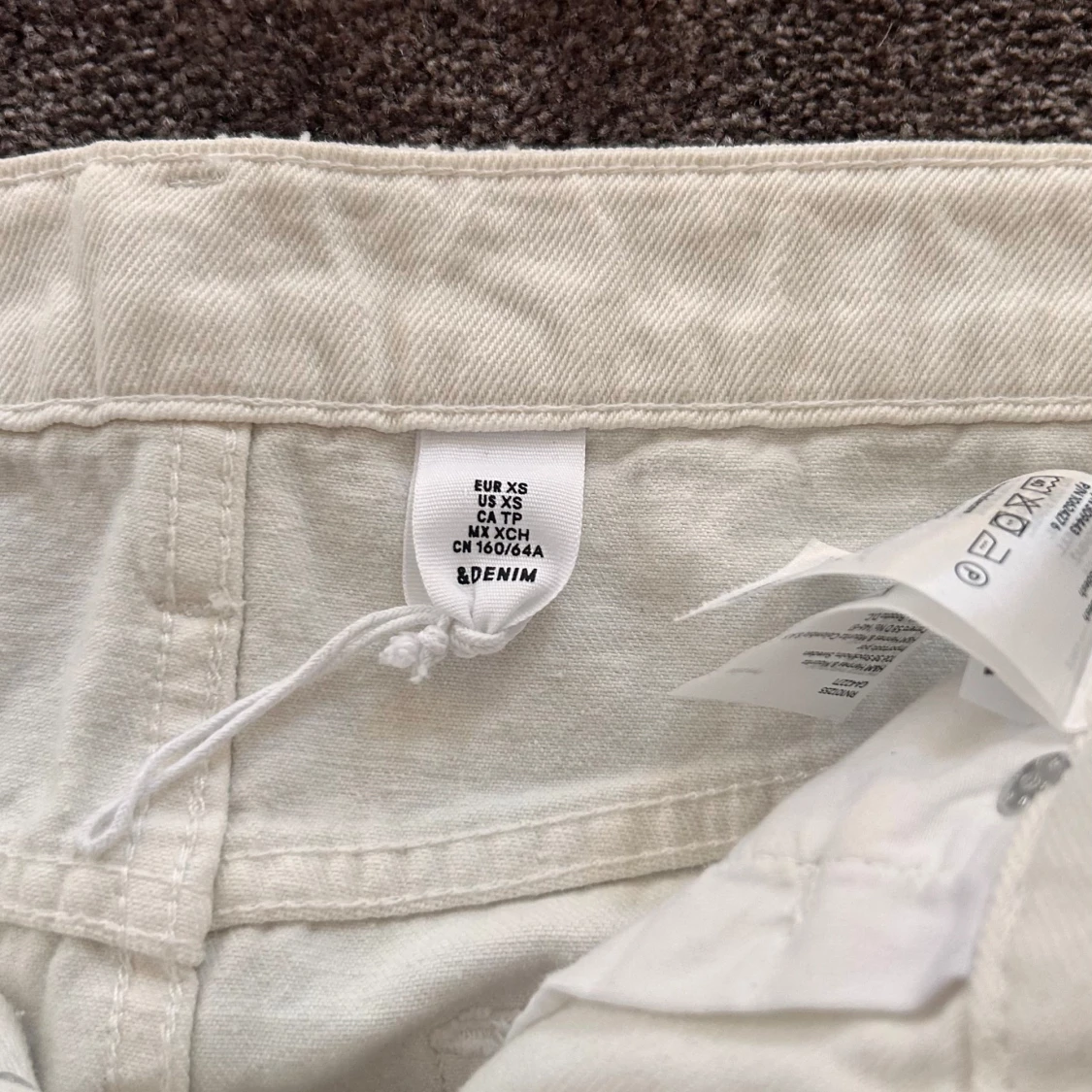 Vit jeanskjol från &Denim XS - 3