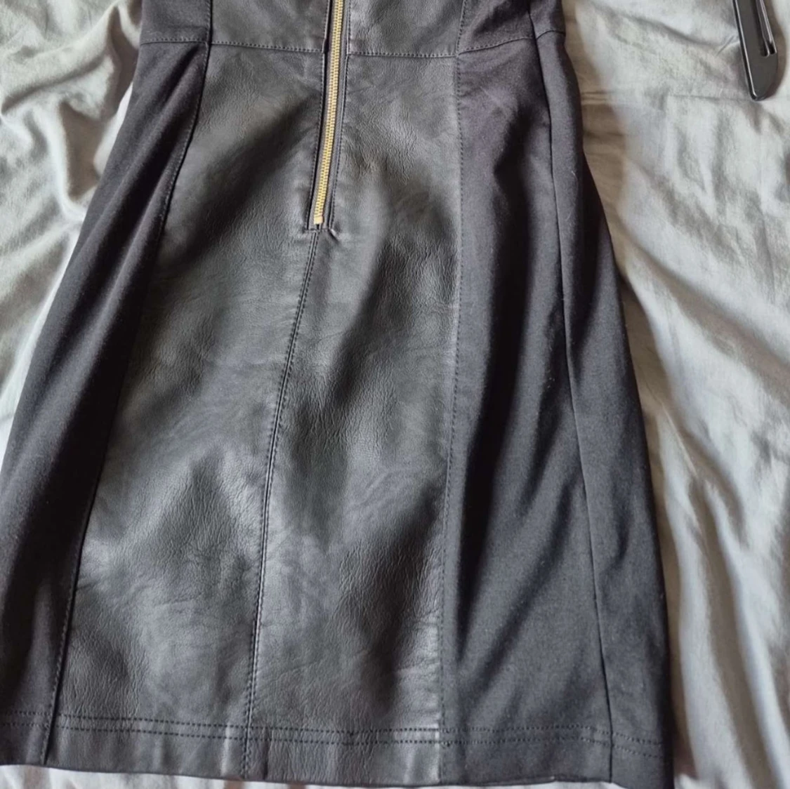 Svart kort klänning från New Look - 2