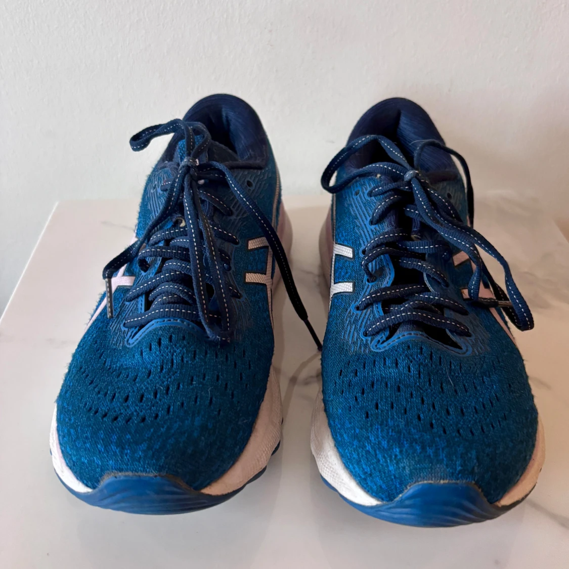 Blå ASICS Gel-Nimbus 24 löparskor  - 1