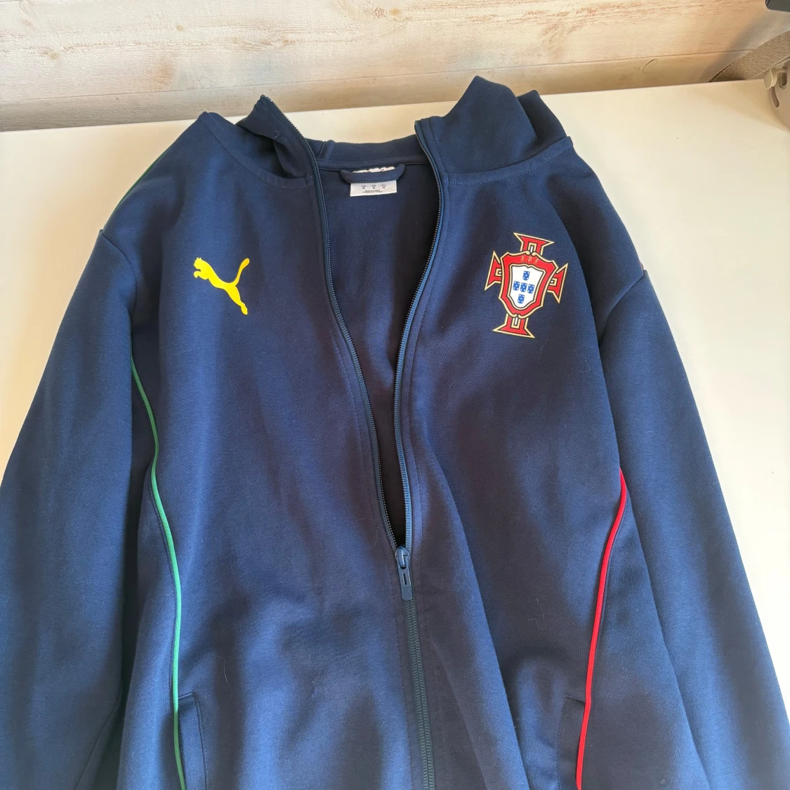 Portugal hoodie jacka från Puma