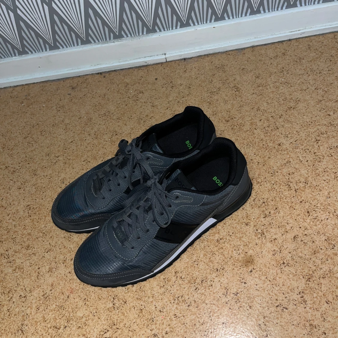 Mörkgrå/blå sneakers från BOSS - 2