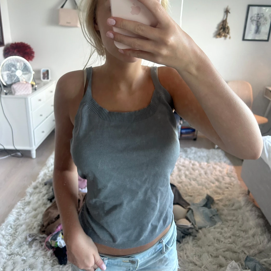 Grå ribbad linnetopp med öppen rygg - 1