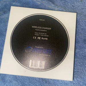 Wireless charger - Säljer min wireless charger har aldrig använt den  