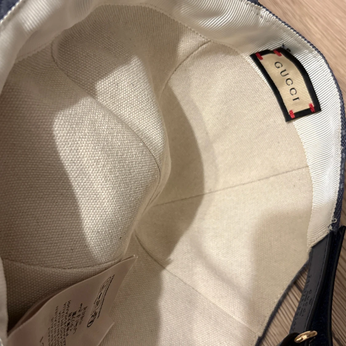 Gucci kepsar i rosa och blått - 2