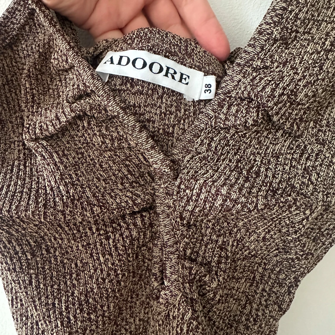 Brun stickad klänning från ADOORE - 2